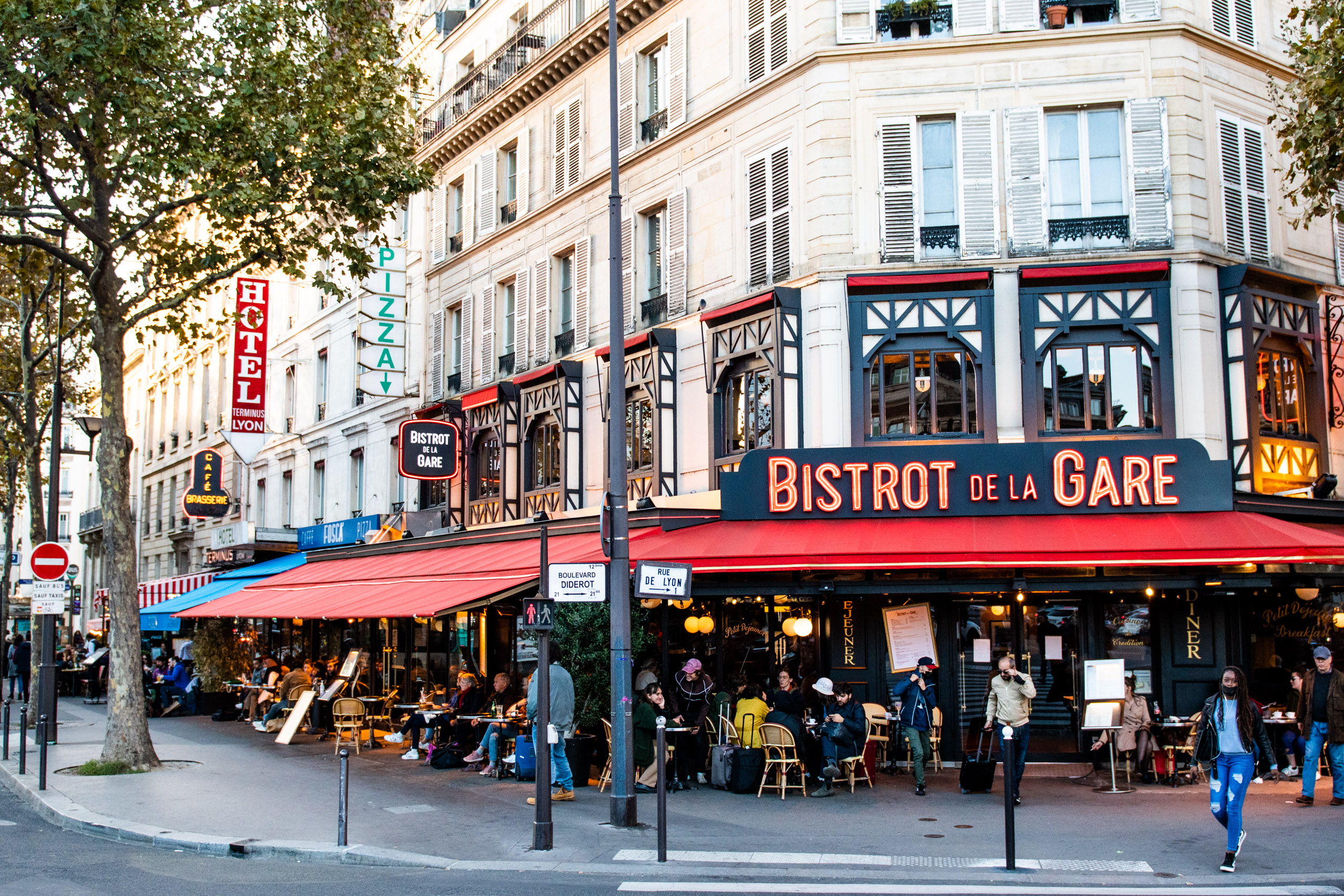 Brasseries Hôtels Restaurants Magasins