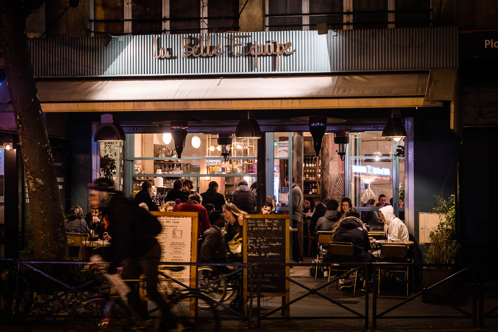 La Belle Equipe, Paris