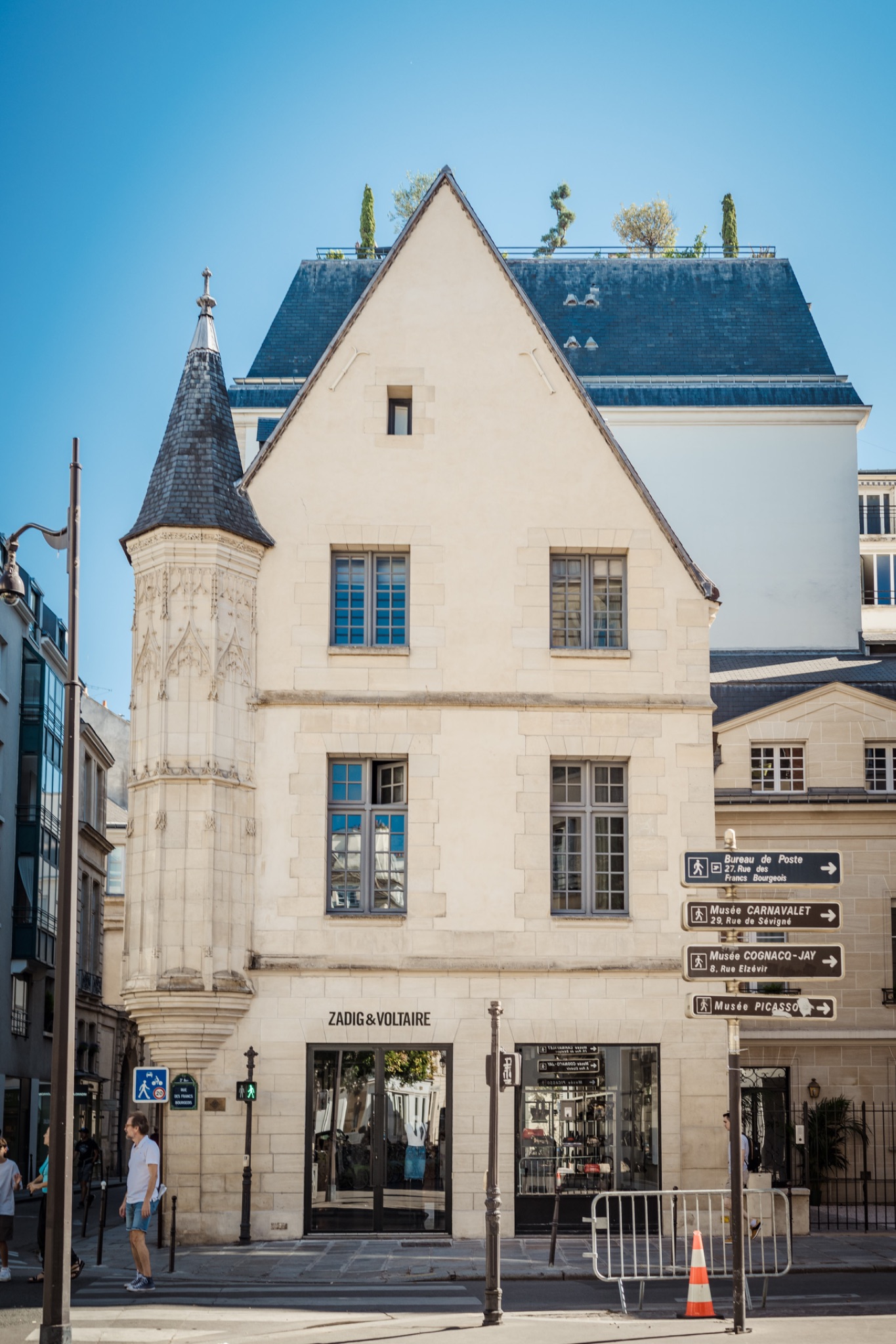 Boutique Zadig & Voltaire, Paris 3