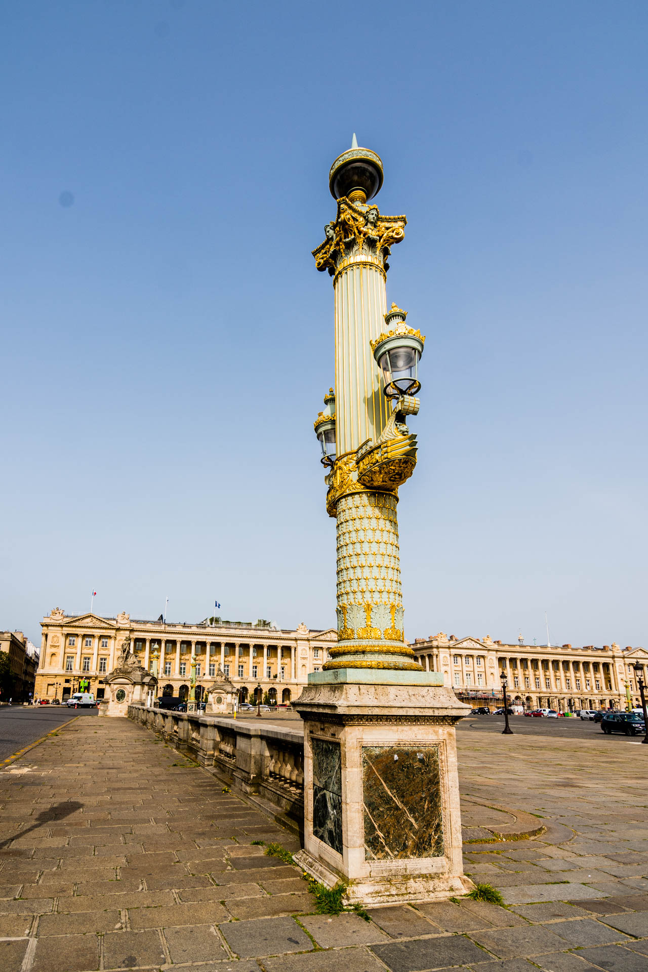 Colonne rostrale, Place de la Concorde, Paris