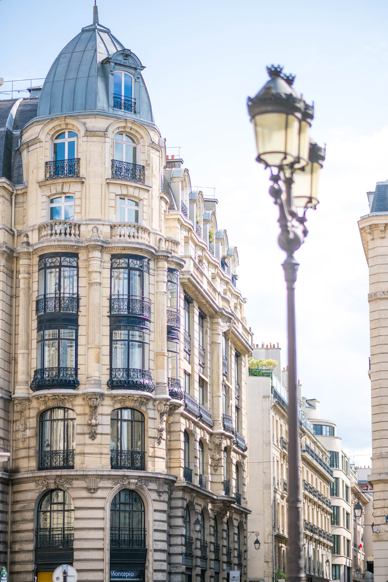 Rue Notre Dame des Victoires, Paris 2