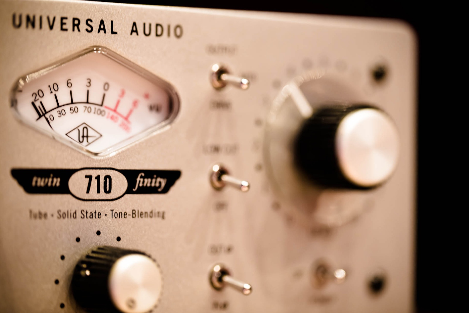 Universal Audio 710 Twinfinity