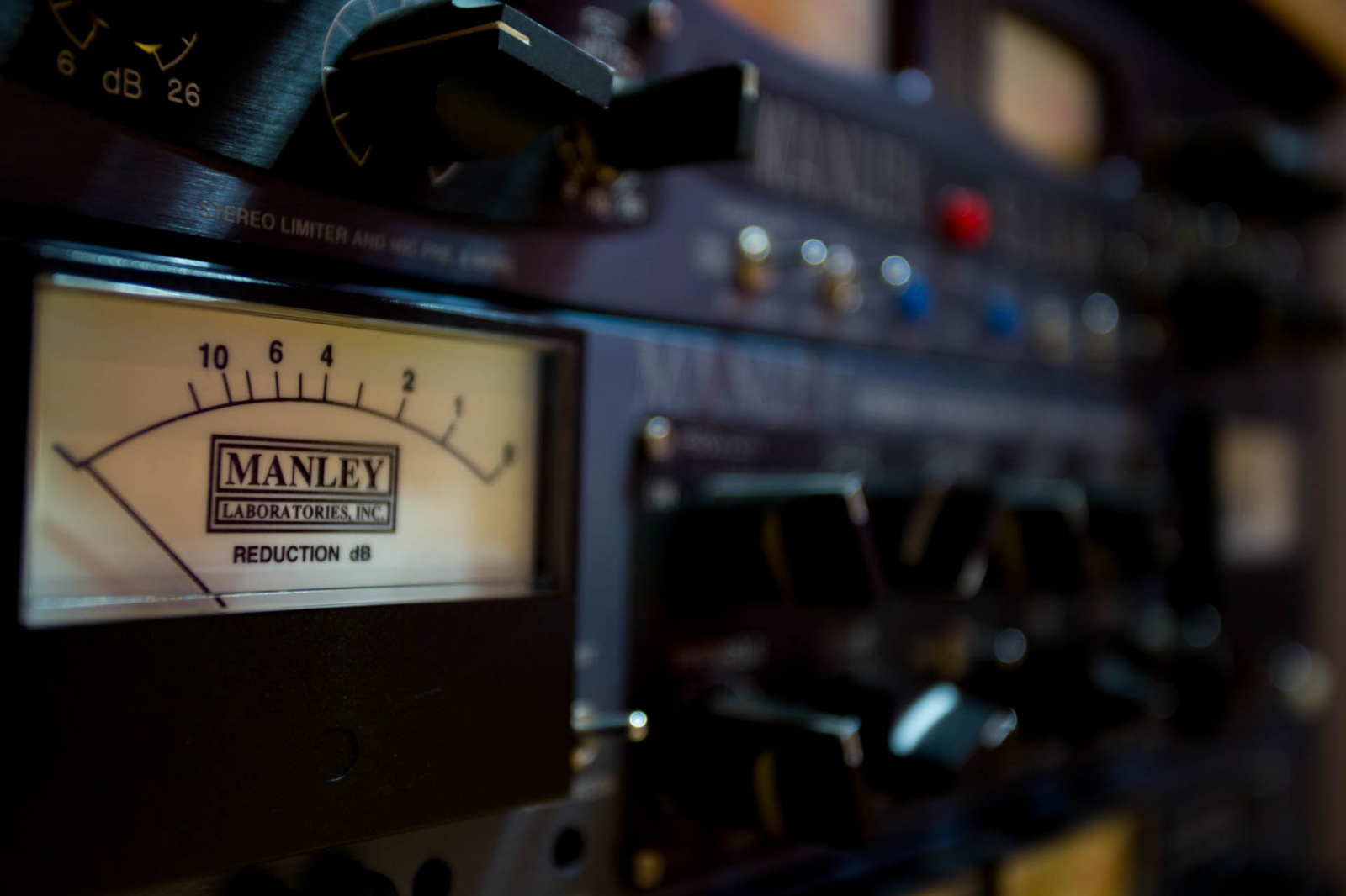 Manly STEREO VARIABLE MU®  LIMITER COMPRESSOR