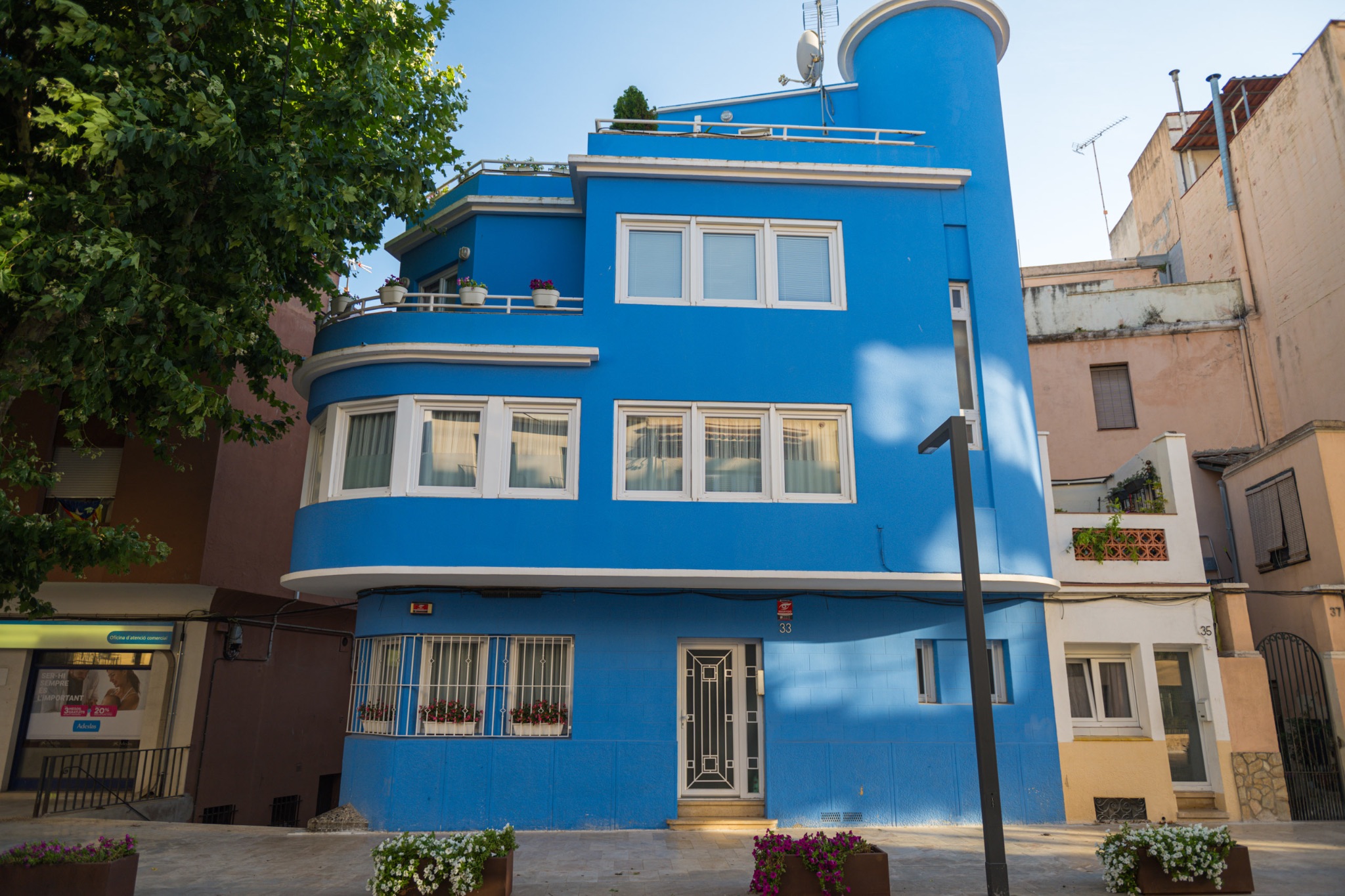 The blue House